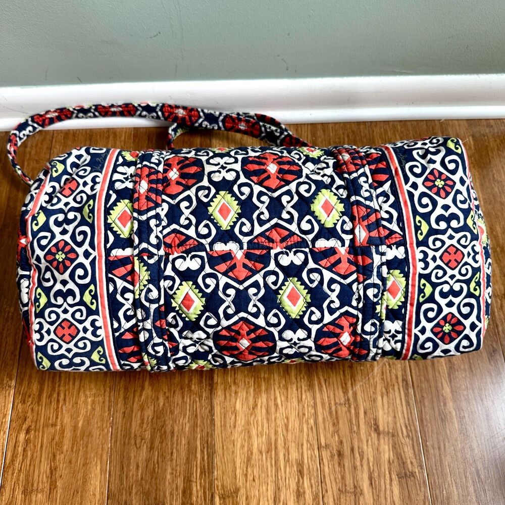 Vera Bradley Duffle Bag Sun Valley Medium 18" Retired Travel Quilted Geometric - Picture 2 of 12